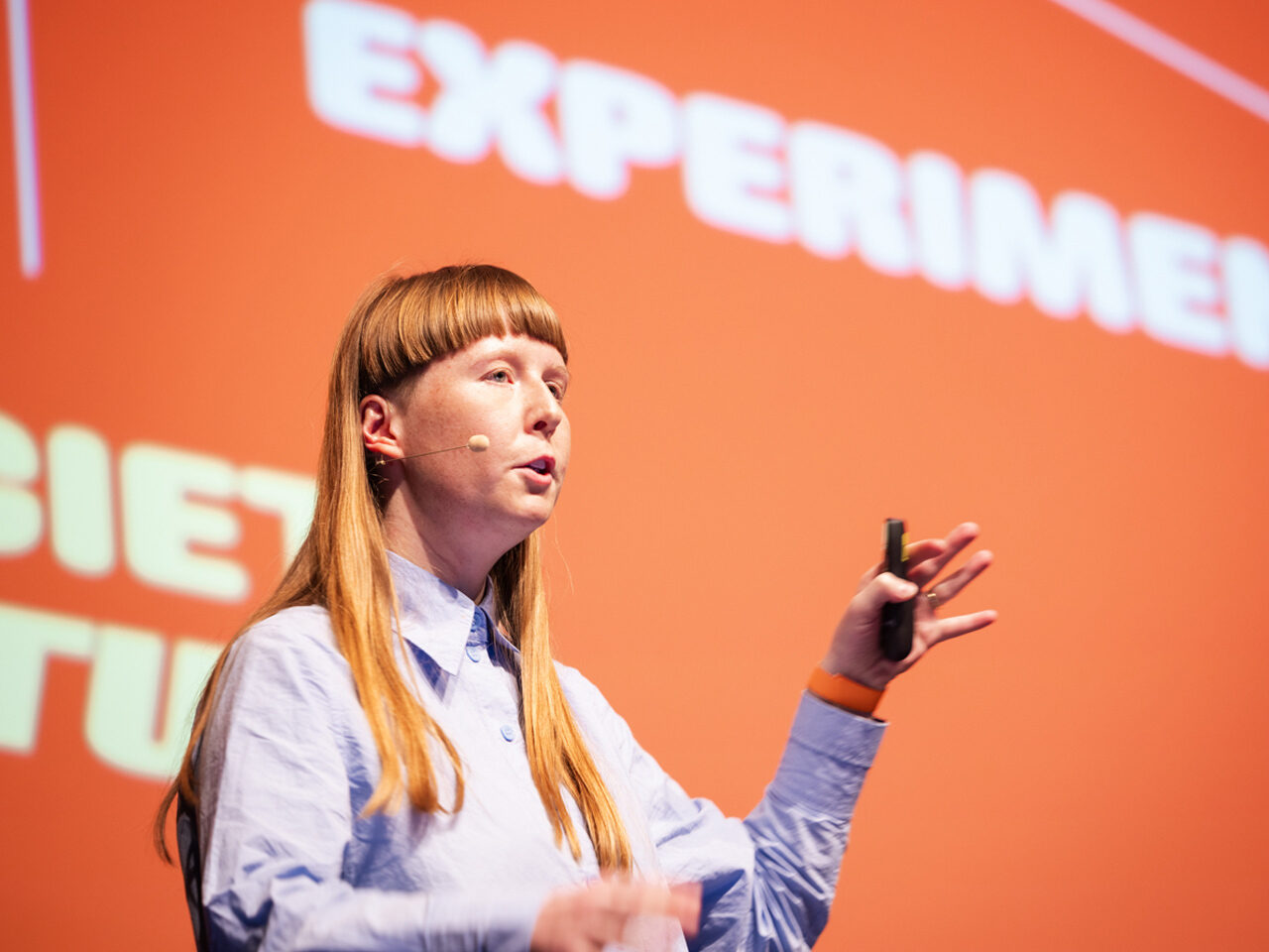 Impression see-Conference