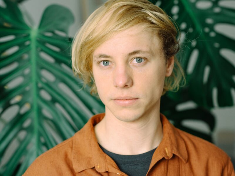 See2026 web portrait02