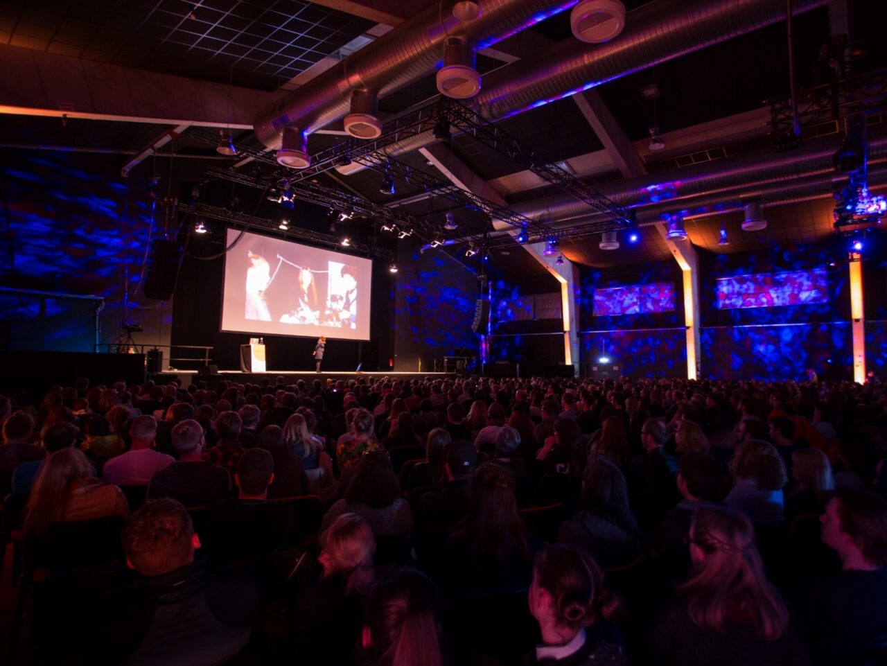Impression see-Conference